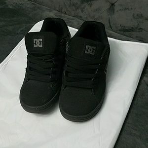 DC shoes